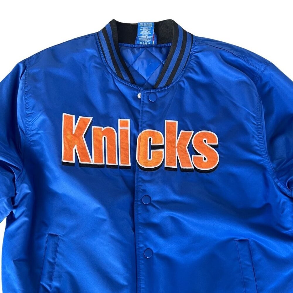 New York Knicks Satin Jacket - Iconic Blue Streetwear - Picture 2 of 7
